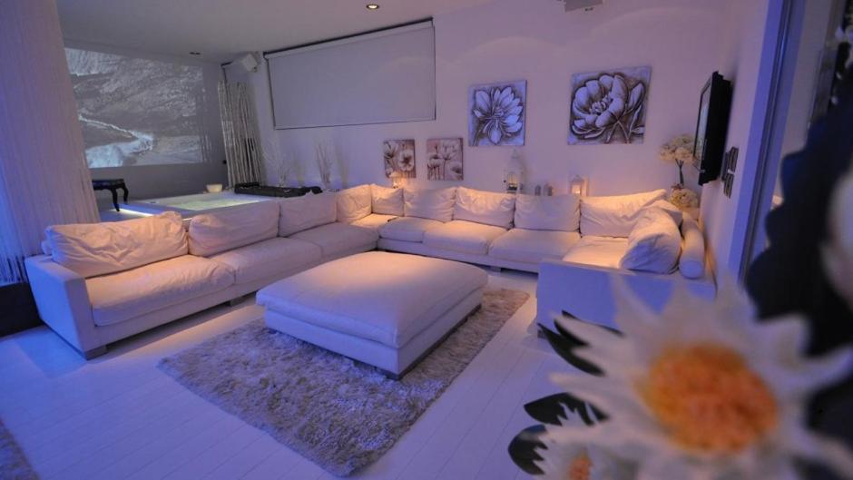 Suite White Elegance กัลลีโปลี ภายนอก รูปภาพ
