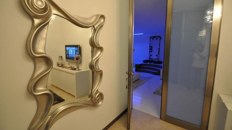 Suite White Elegance กัลลีโปลี ภายนอก รูปภาพ